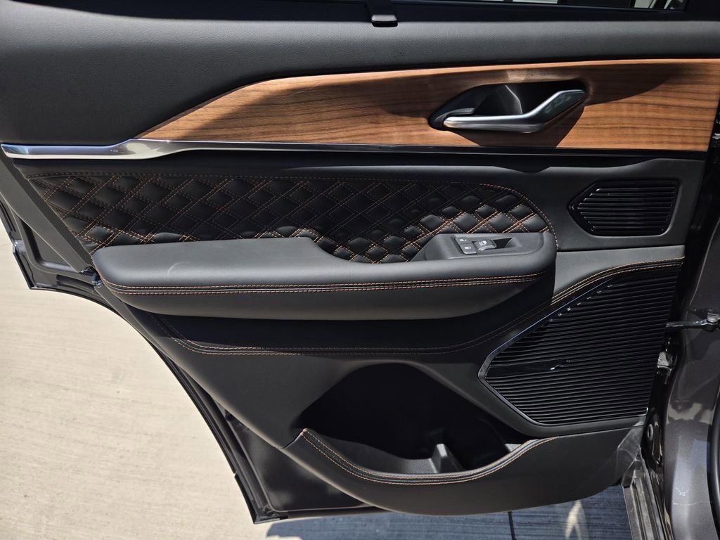 New 2026 Jeep Grand Cherokee Summit AWD/4WD image 14