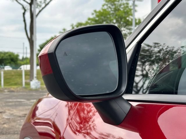 Used 2026 Nissan Rogue SV AWD/4WD image 10