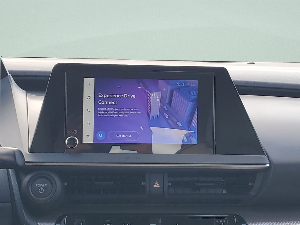 Certified 2026 Toyota Prius XLE FWD image 13