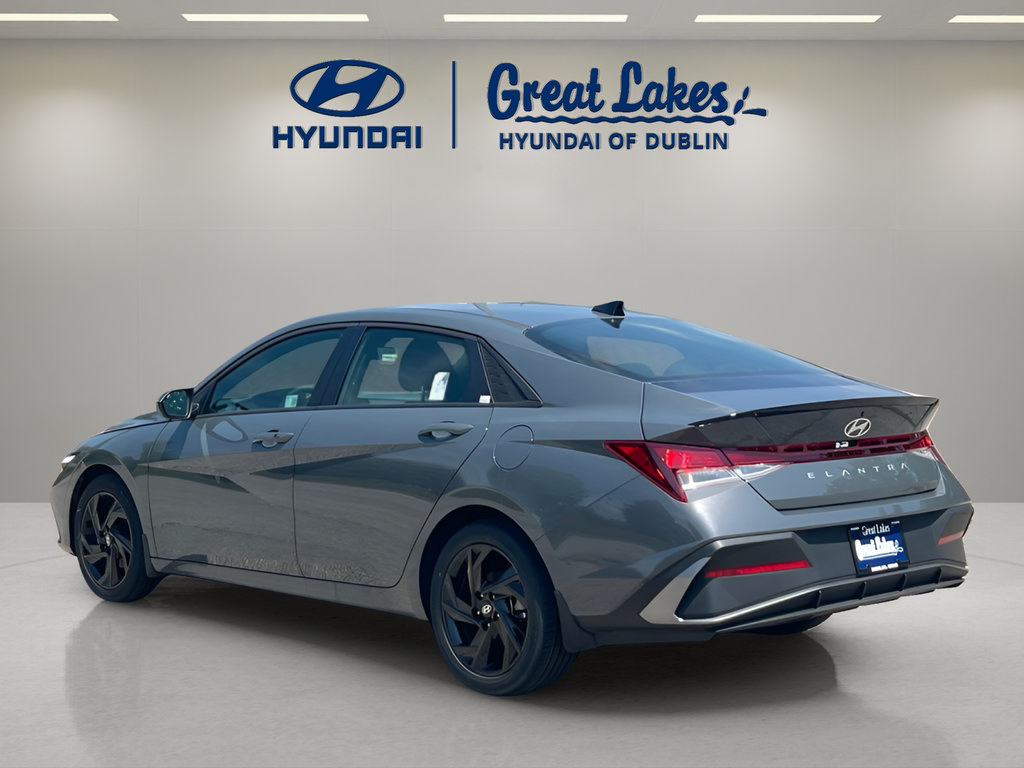 New 2026 Hyundai Elantra Sport FWD image 3