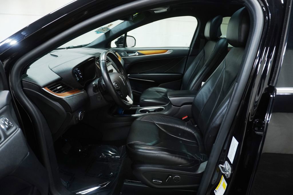 Used 2019 Lincoln MKC Reserve AWD/4WD image 12