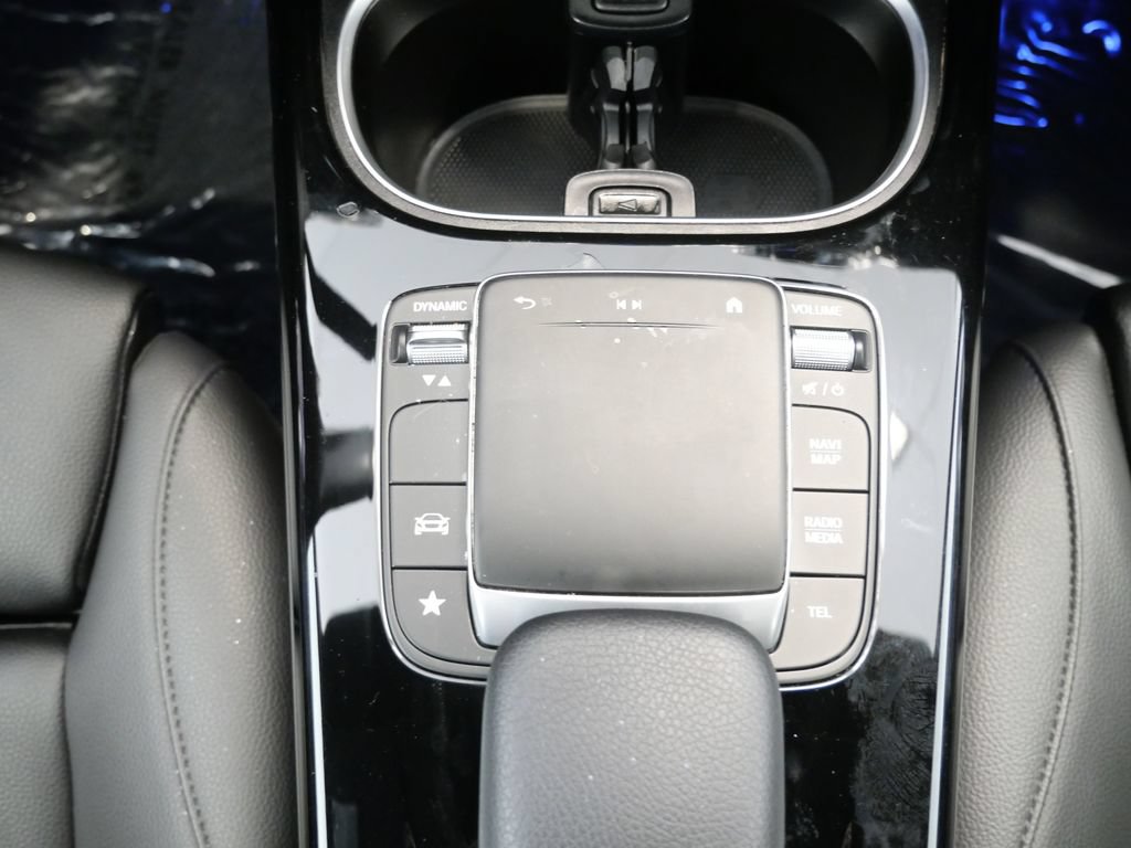 Used 2023 Mercedes-Benz CLA 250 4MATIC image 33