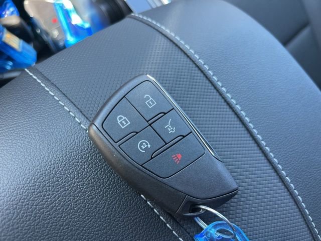 New 2026 Chevrolet Traverse RS w/ LPO, Floor Liner Package FWD image 42