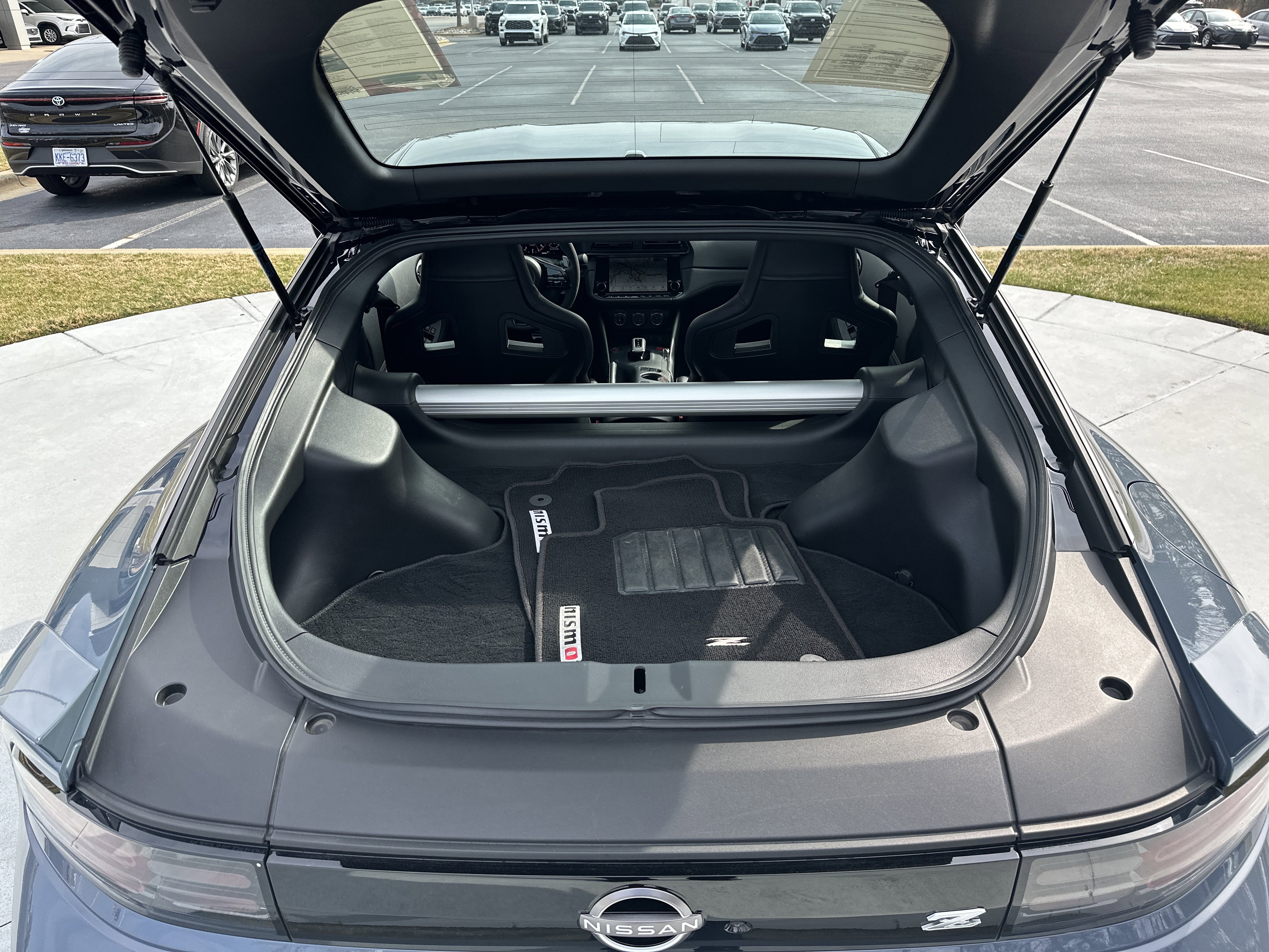 Used 2024 Nissan Z NISMO w/ Floor Mat Package image 31