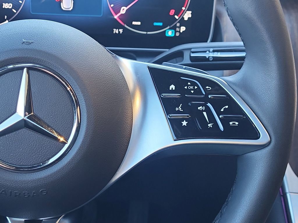 Used 2026 Mercedes-Benz GLC 300 4MATIC image 27