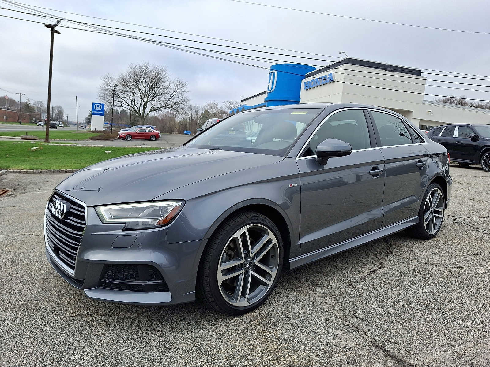 Used 2018 Audi A3 2.0T Premium Plus w/ Premium Plus Package image 3