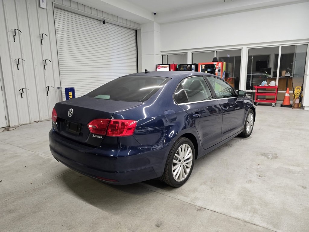Used 2012 Volkswagen Jetta SEL image 6