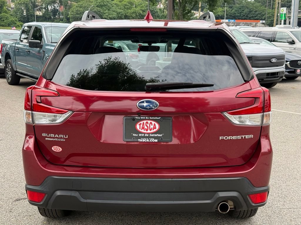 Certified 2023 Subaru Forester Limited AWD/4WD image 8