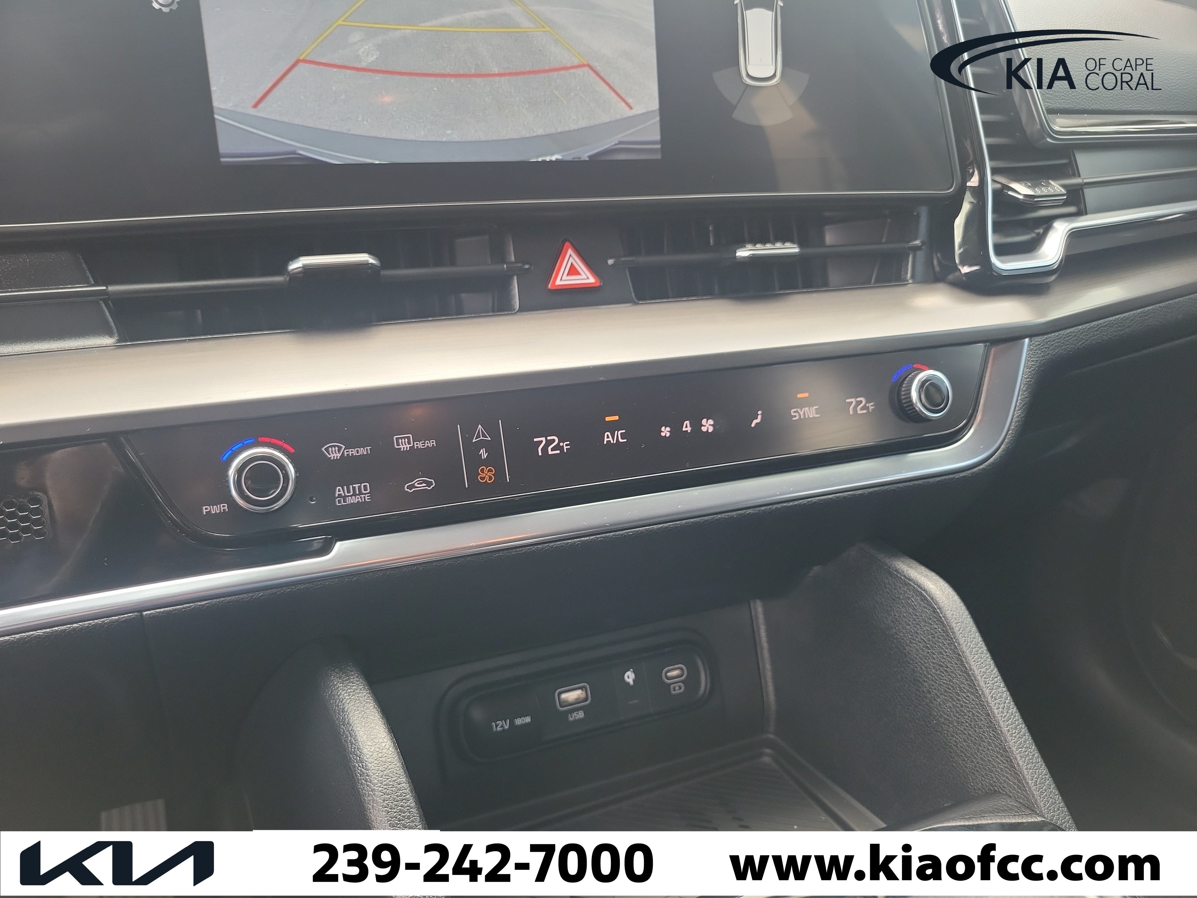 Certified 2025 Kia Sportage EX FWD image 33