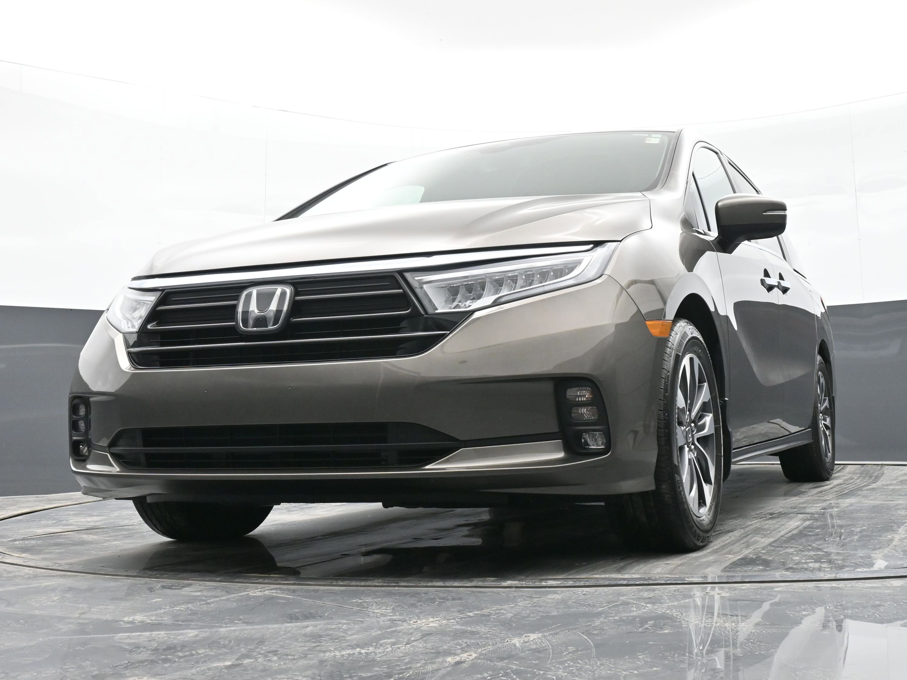 Used 2023 Honda Odyssey EX-L image 41