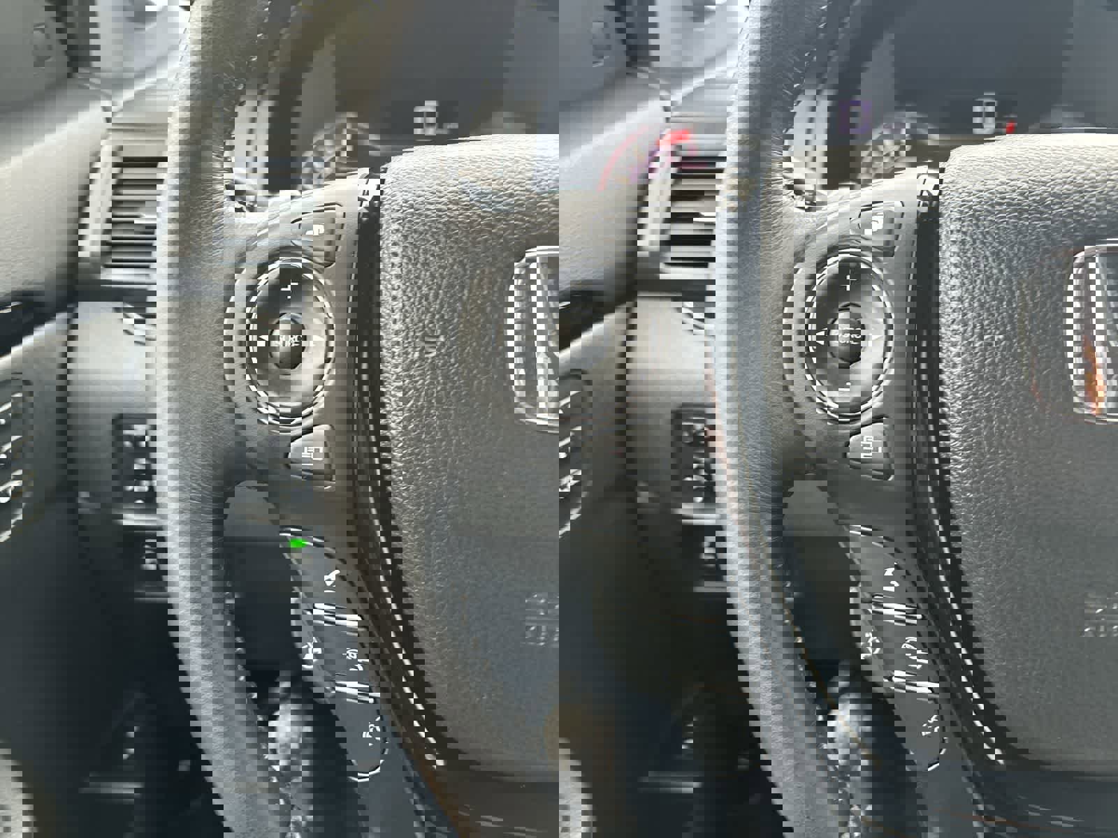 Used 2017 Honda Pilot Elite image 11