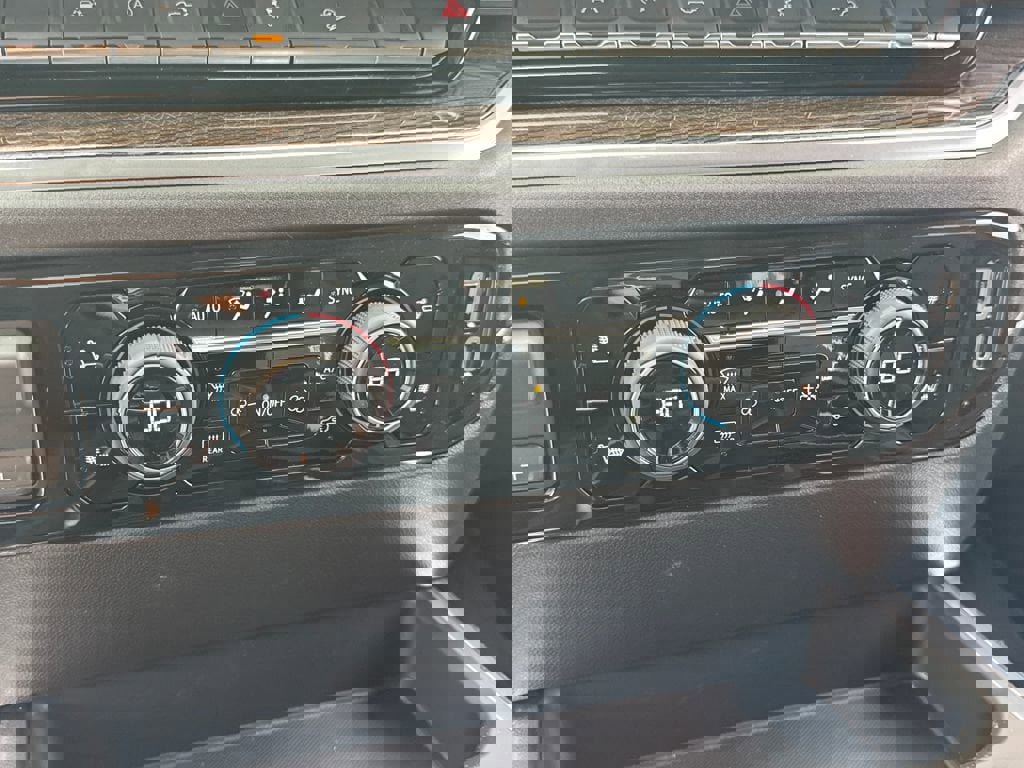 New 2026 Chevrolet Silverado 1500 LT image 21