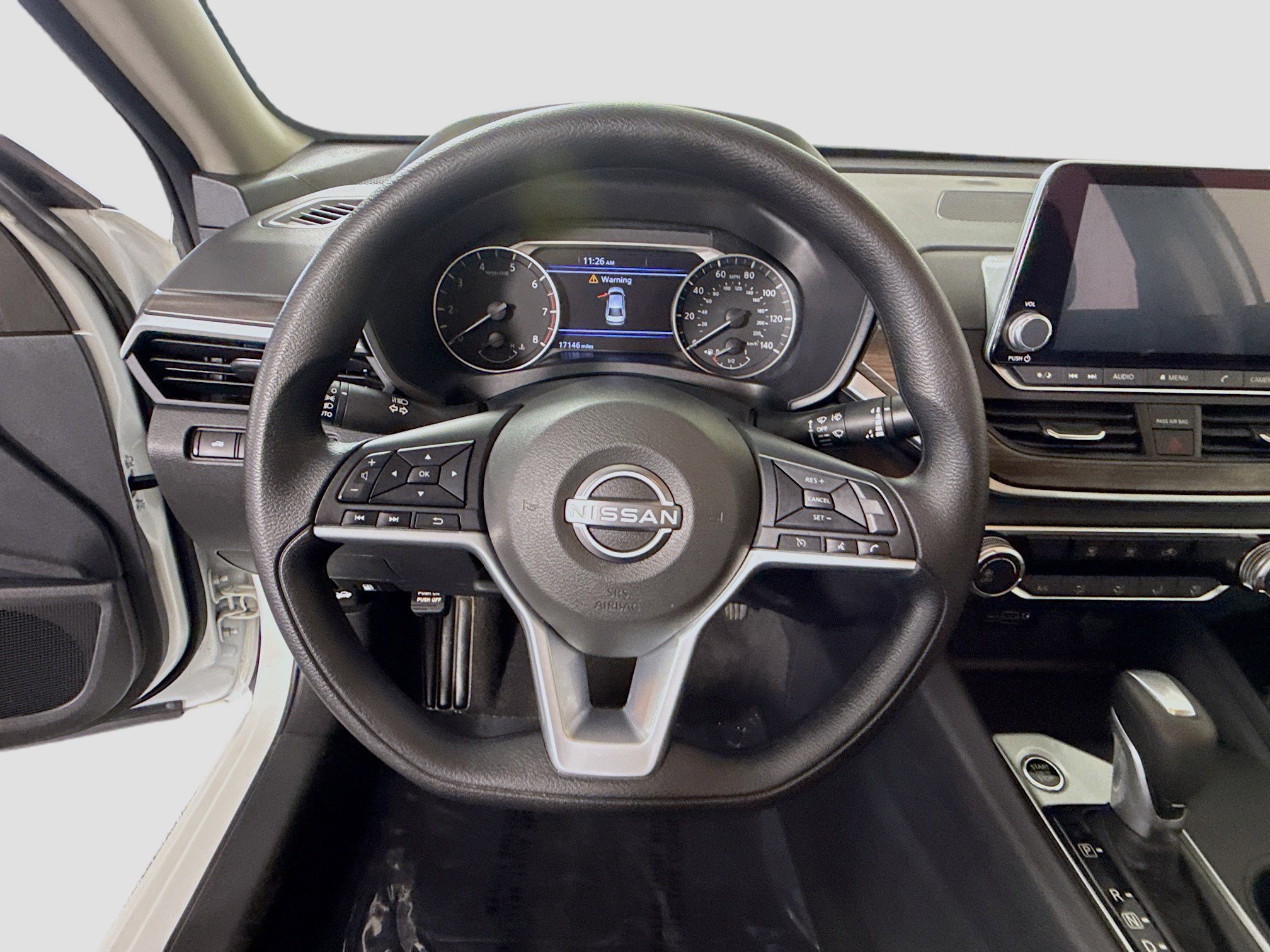 Used 2025 Nissan Altima 2.5 SV image 13