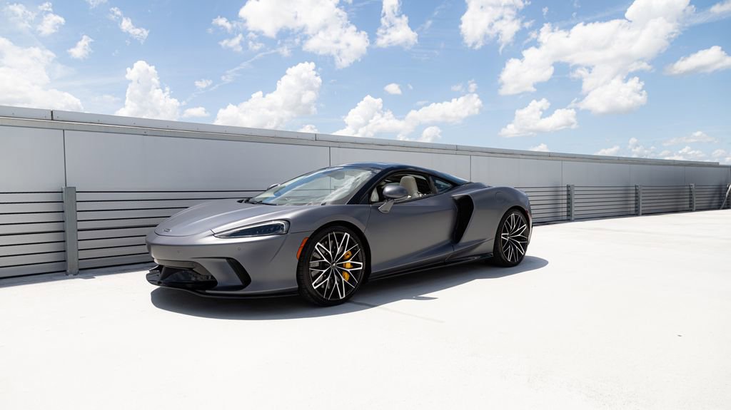 Used 2023 McLaren GT RWD image 12
