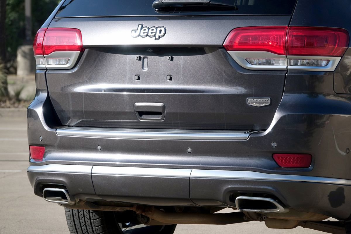 Used 2017 Jeep Grand Cherokee Summit w/ Platinum Series Group image 33