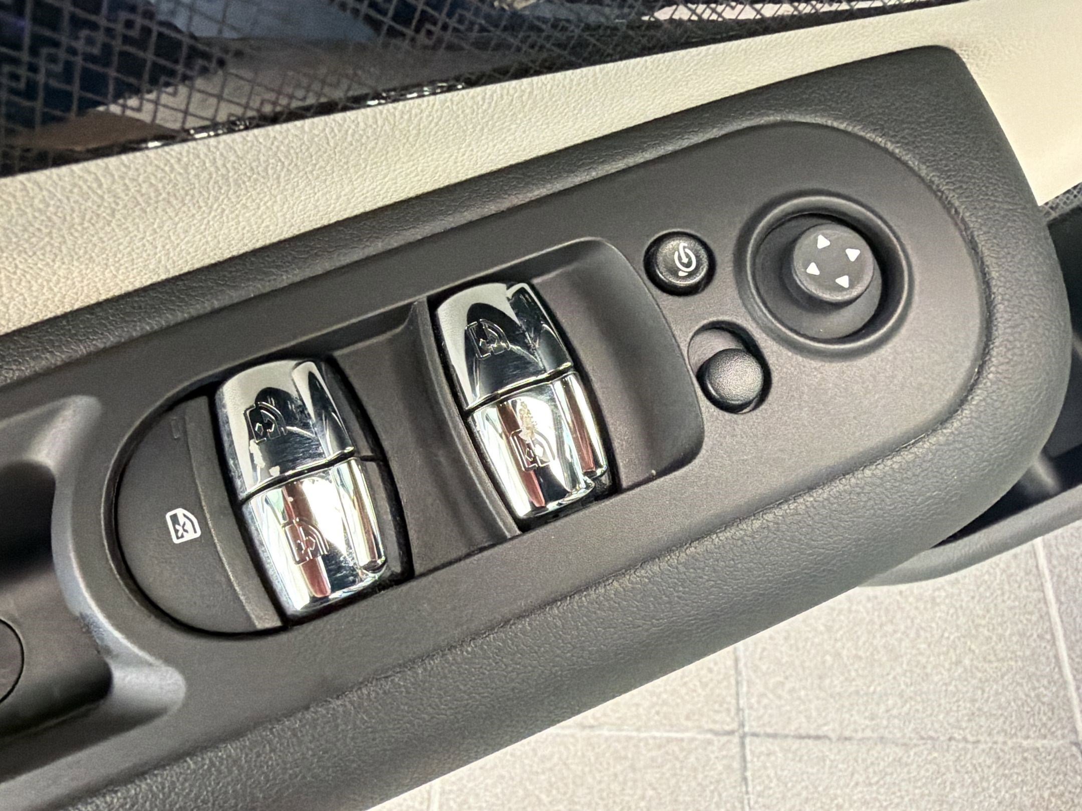 Certified 2023 MINI Cooper Clubman S image 13