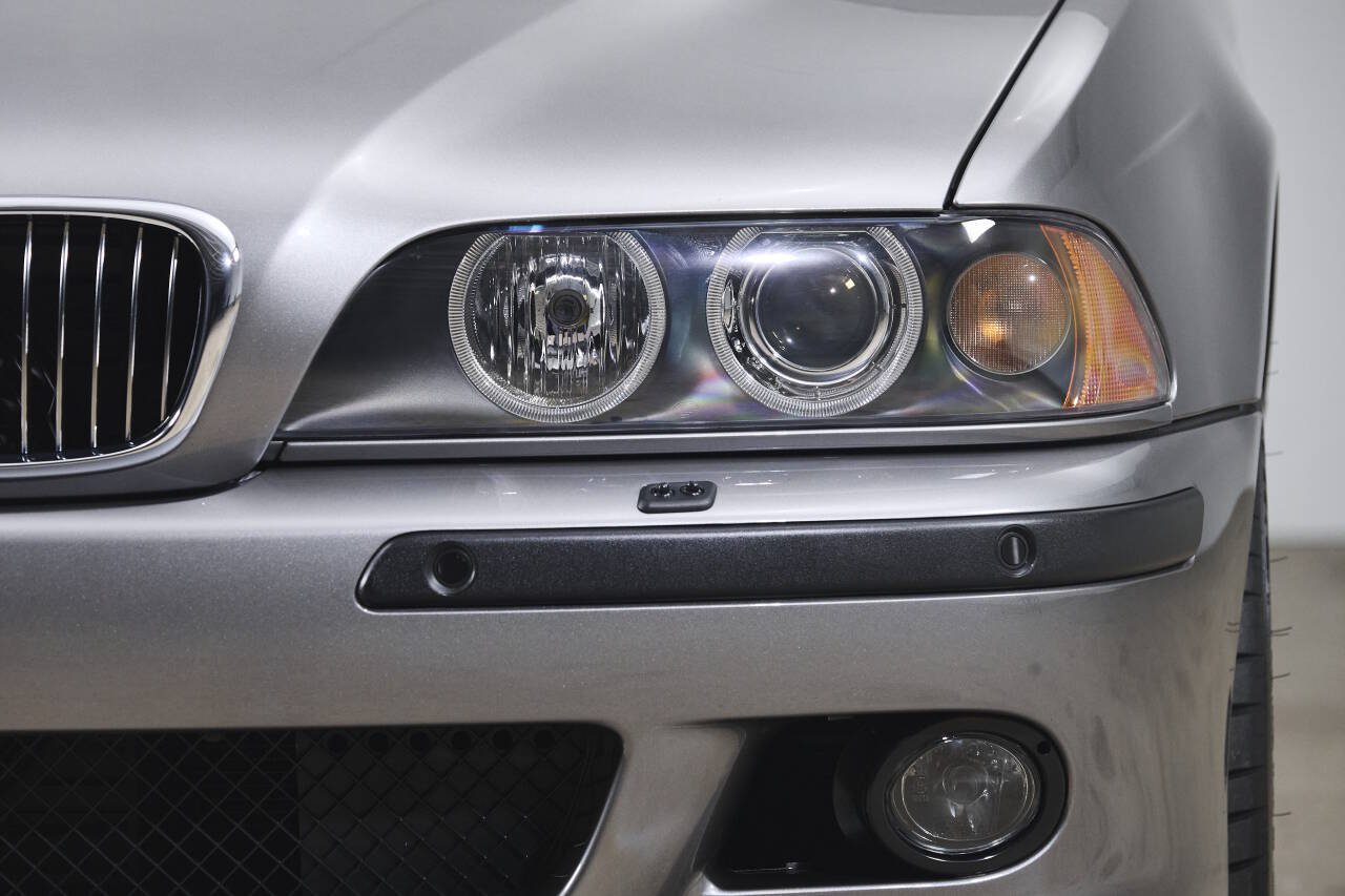 Used 2003 BMW M5 RWD image 16