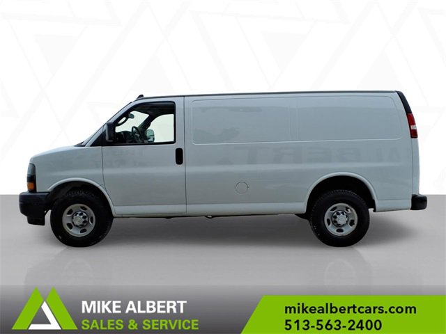 Used 2019 Chevrolet Express 2500 w/ Driver Convenience Package image 4