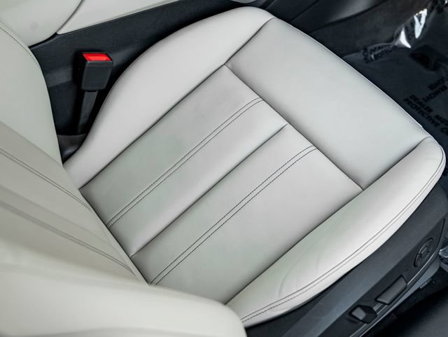 Used 2025 Audi A6 e-tron Premium Plus w/ Premium Plus RWD image 39