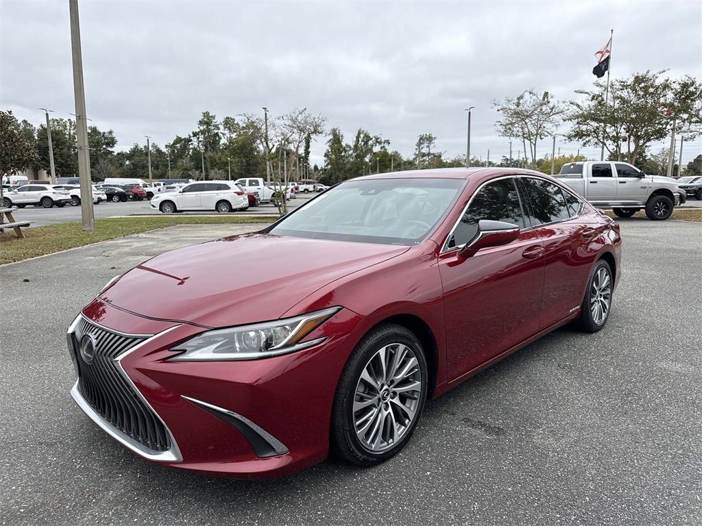 Used 2020 Lexus ES 300h w/ Premium Package image 7