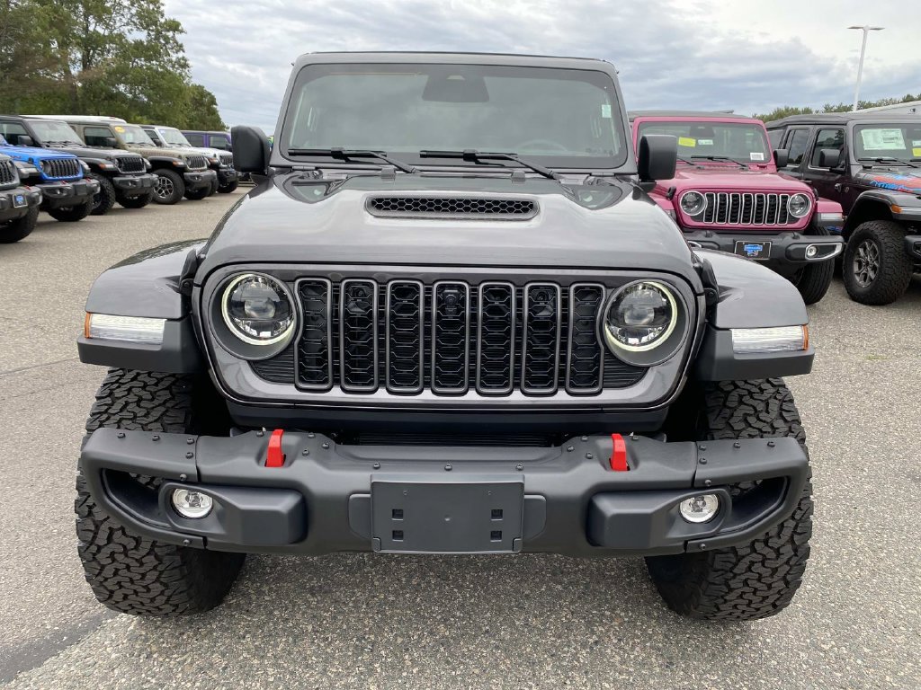Certified 2026 Jeep Wrangler Unlimited Rubicon AWD/4WD image 9