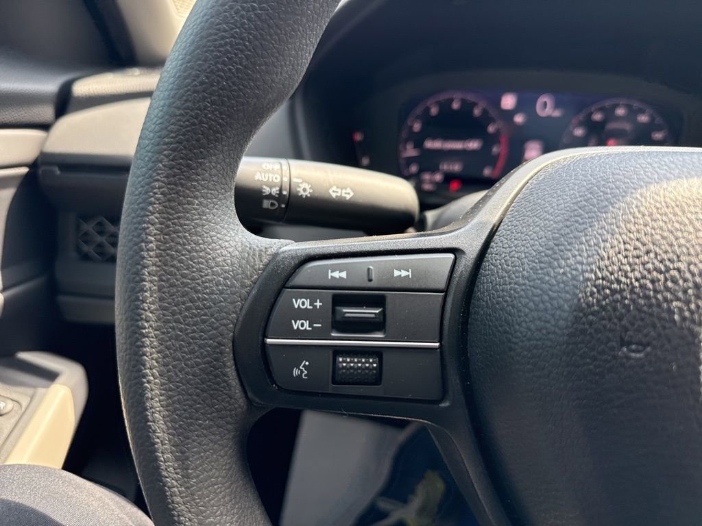 Certified 2024 Honda Accord EX image 30