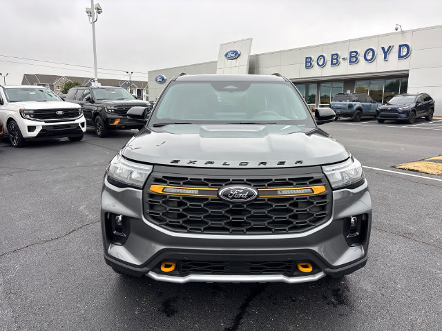 Used 2026 Ford Explorer Tremor w/ Tremor Ultimate Package AWD/4WD image 2