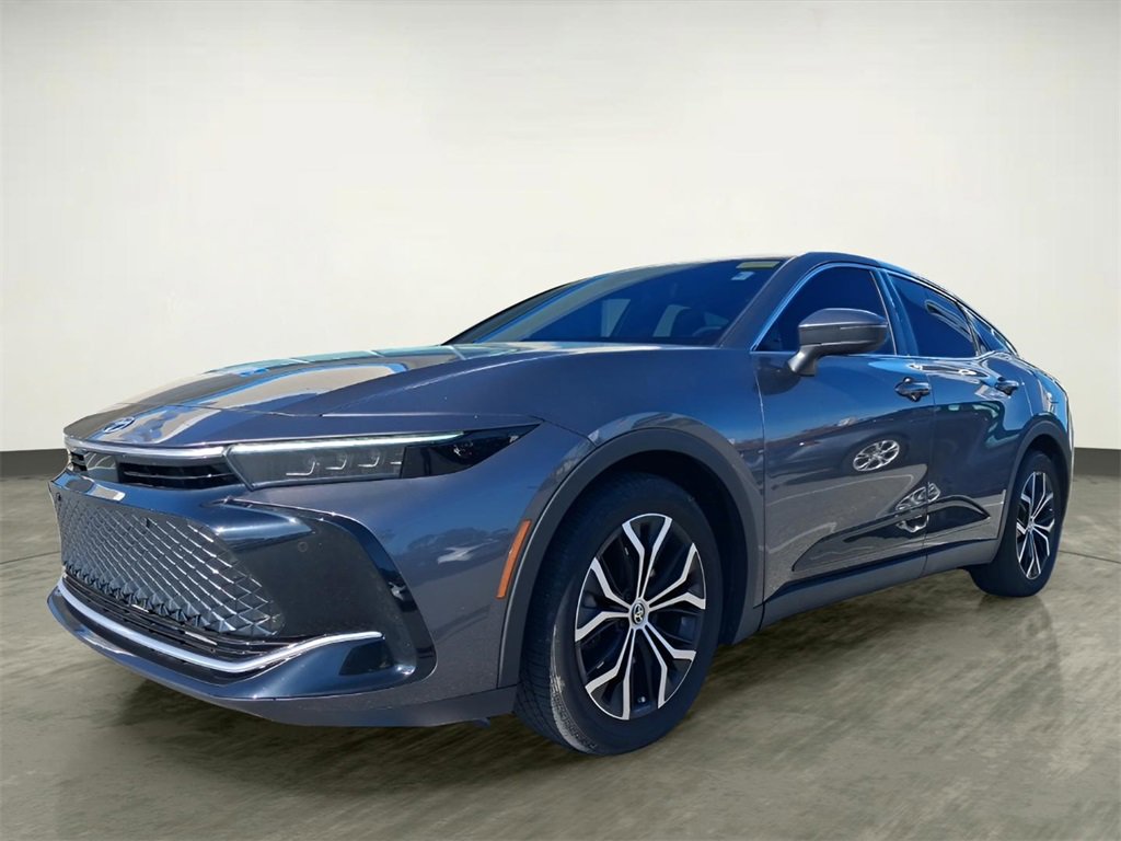 Used 2023 Toyota Crown XLE