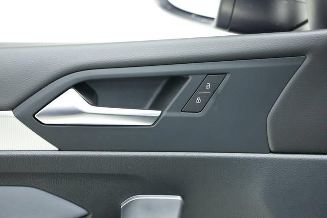 New 2025 Volkswagen Jetta SE FWD image 36