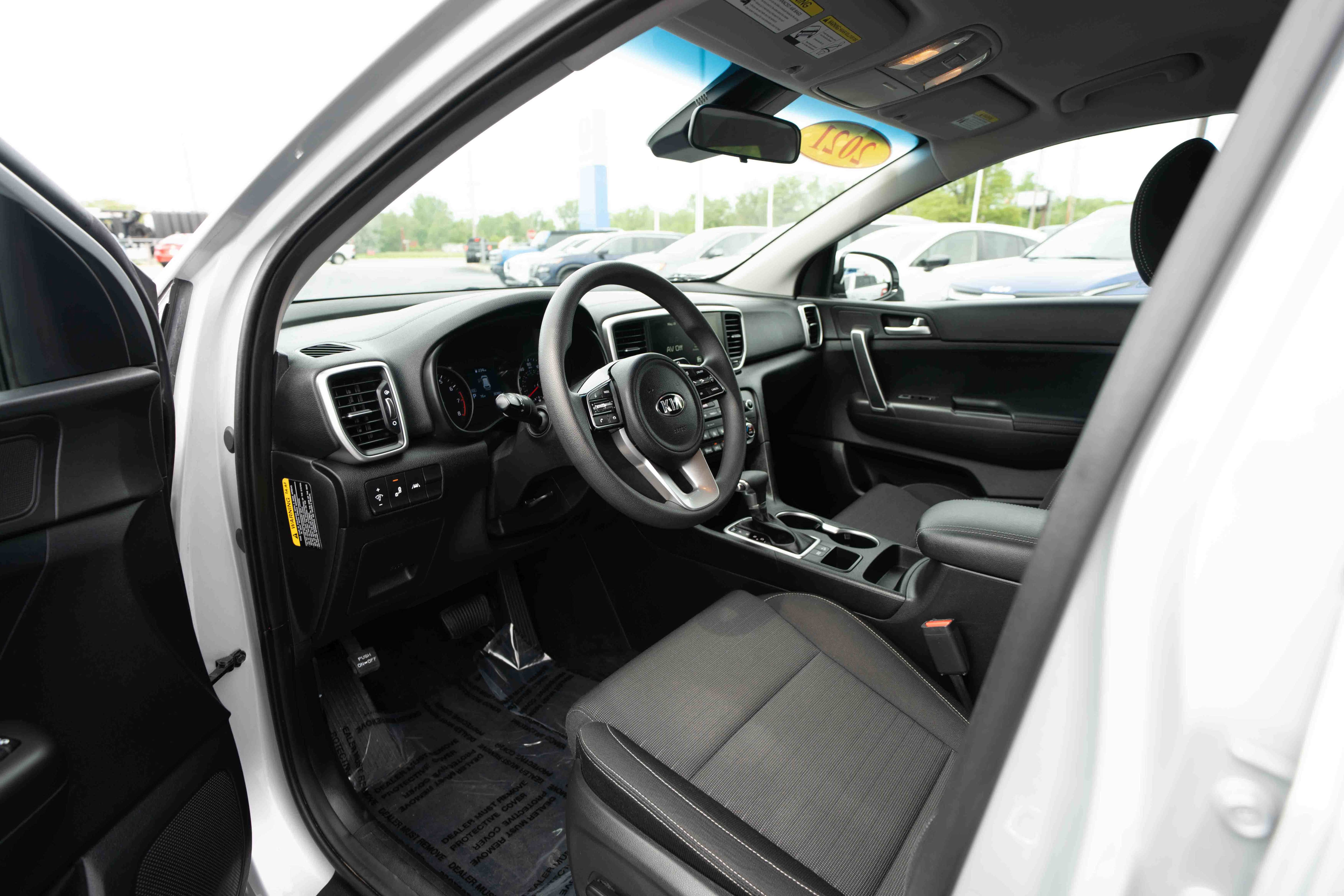 Used 2021 Kia Sportage LX w/ LX Fwd Popular Package image 8