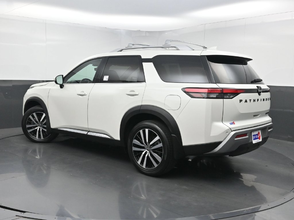 Used 2024 Nissan Pathfinder Platinum FWD image 27