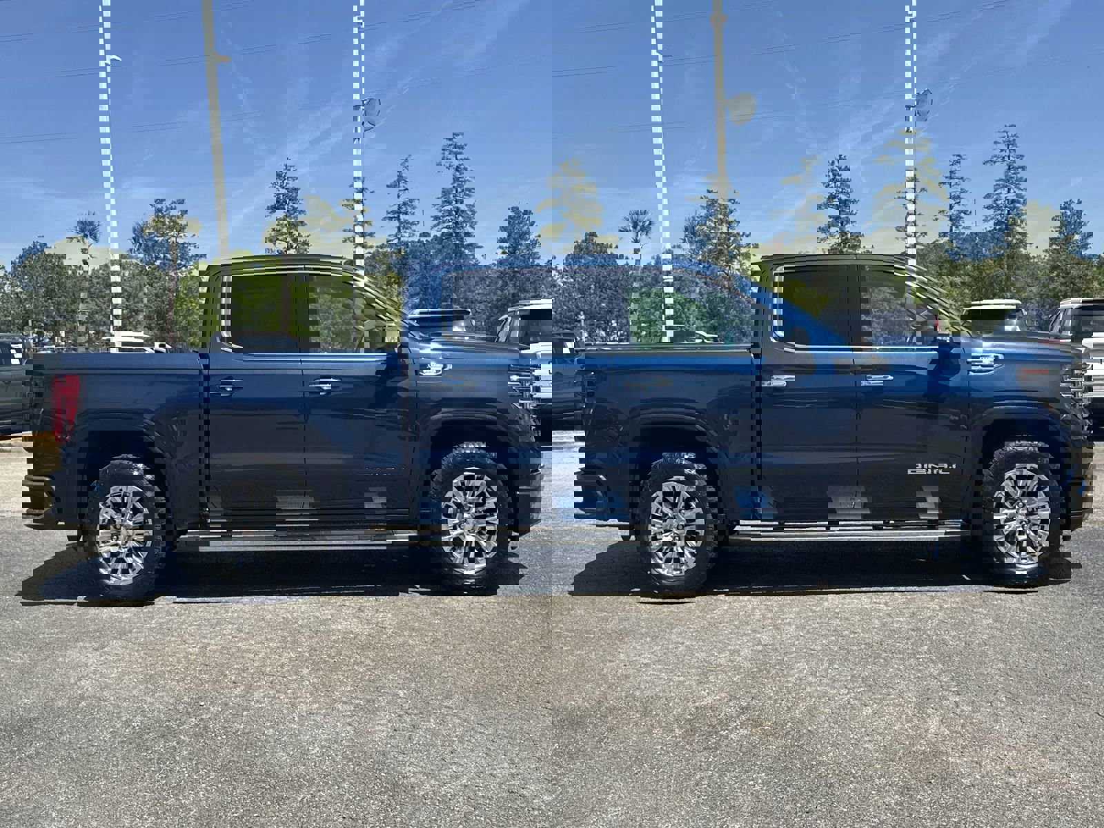 Certified 2023 GMC Sierra 1500 Denali image 11