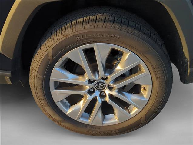 Certified 2023 Toyota RAV4 Limited FWD image 9