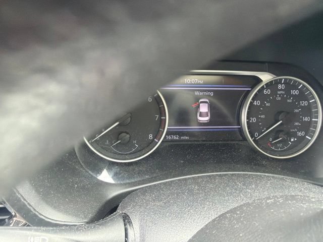 Used 2023 Nissan Sentra SV FWD image 12