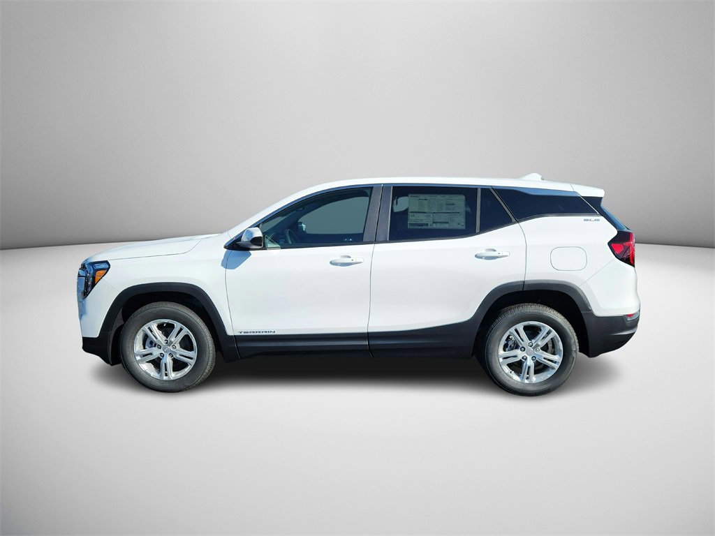 New 2024 GMC Terrain SLE image 8