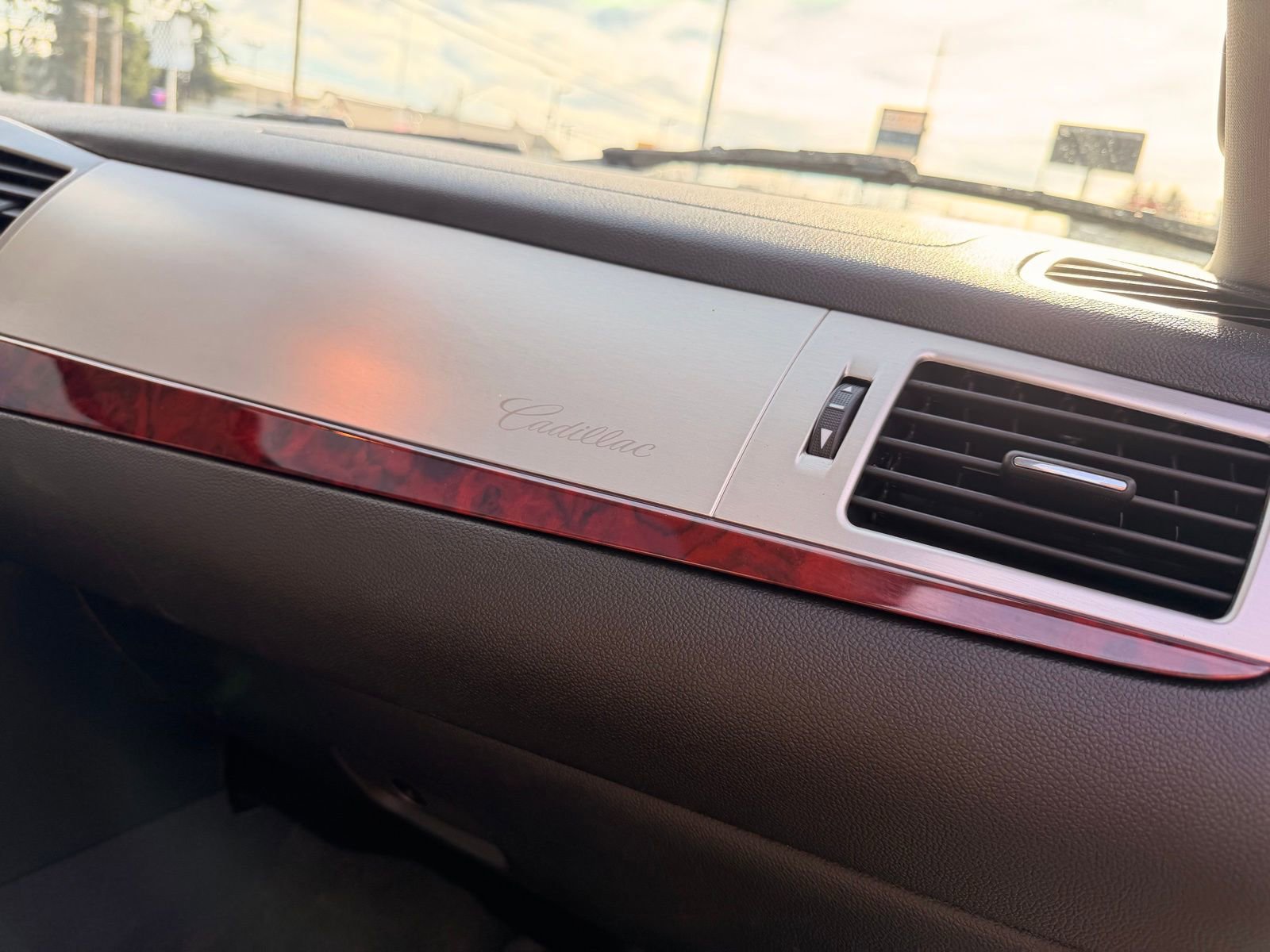 Used 2008 Cadillac Escalade EXT image 31