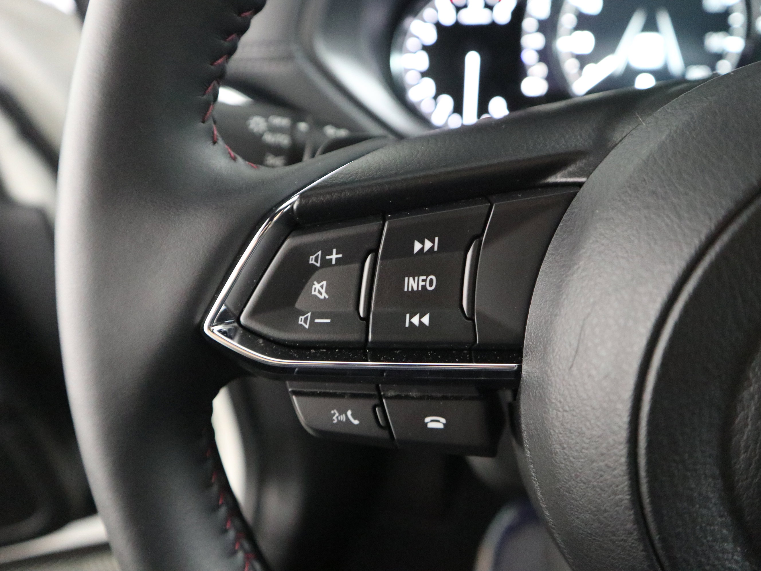 Certified 2025 MAZDA CX-5 2.5 Turbo image 28