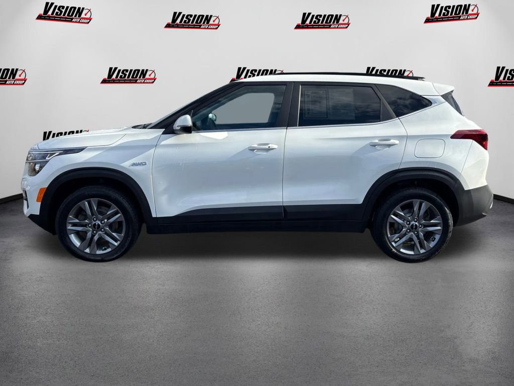 Used 2023 Kia Seltos S image 8