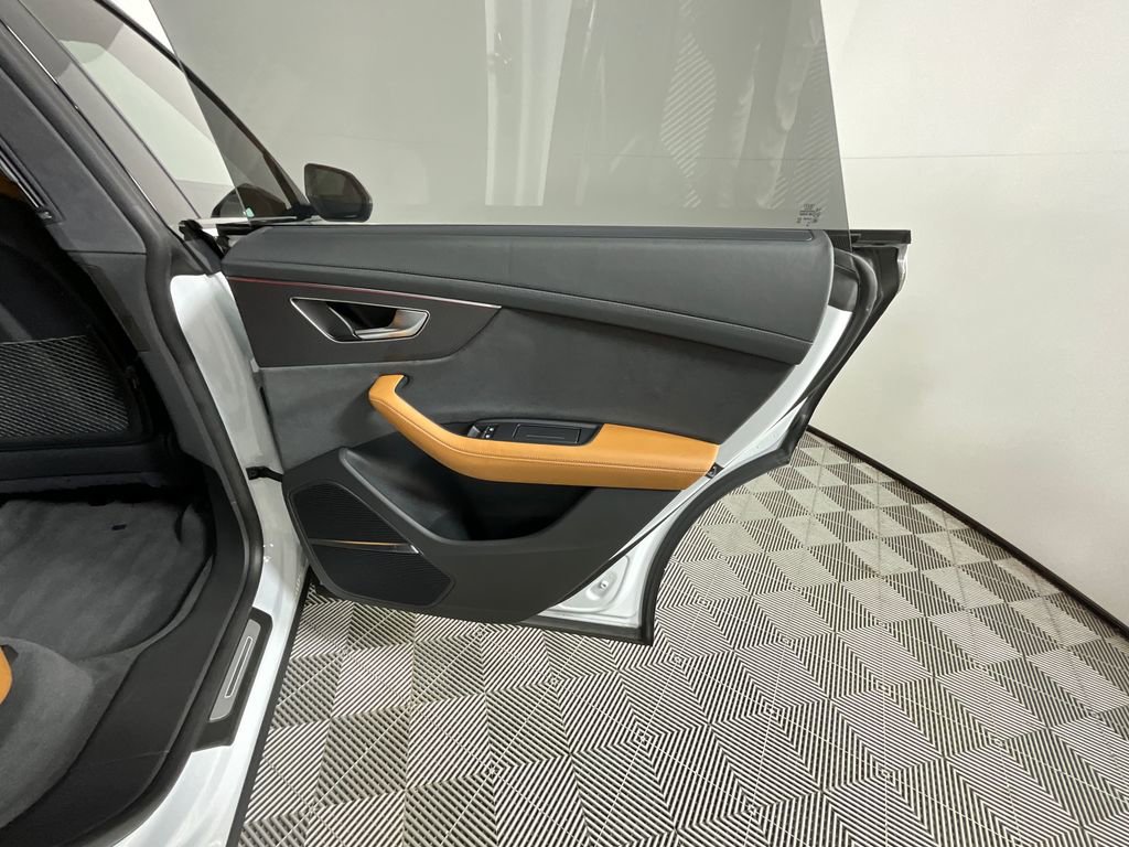 Used 2024 Audi RS Q8 image 25