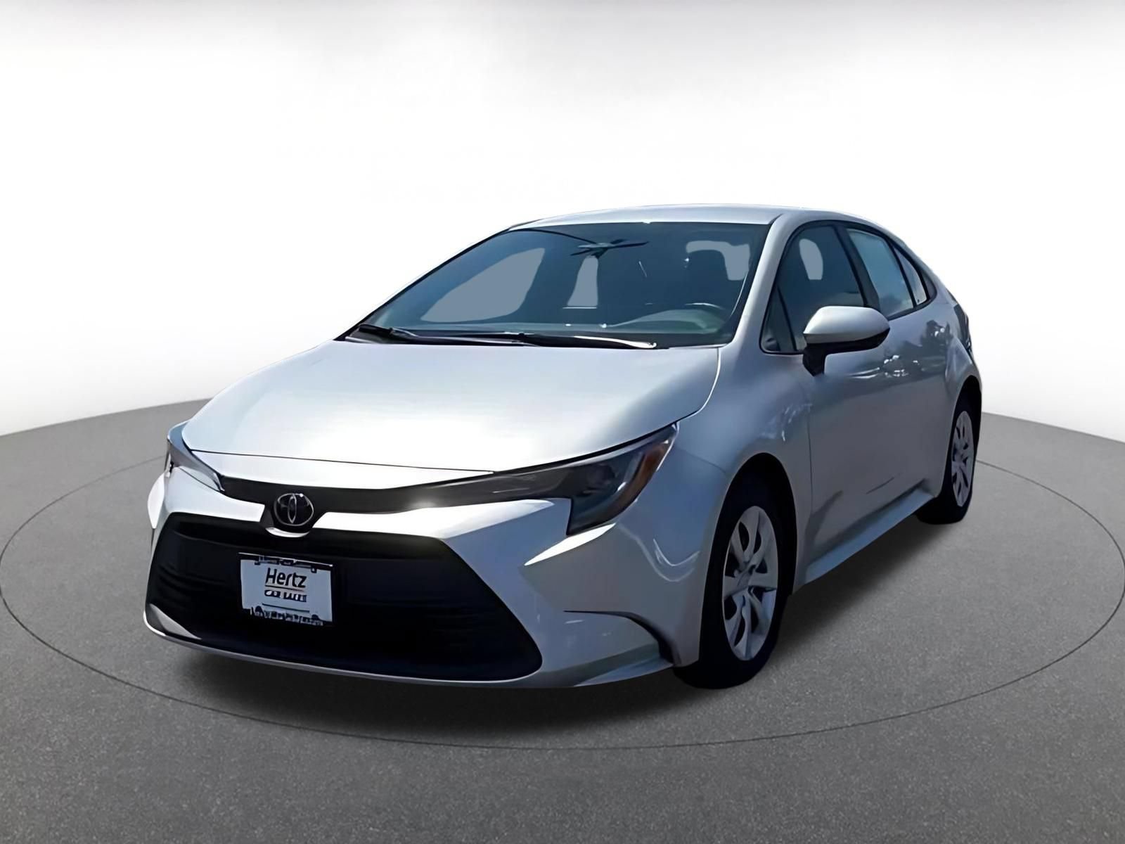 Used 2025 Toyota Corolla LE FWD image 7