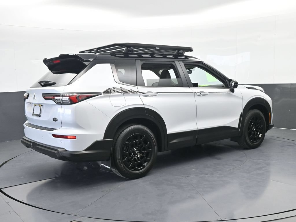 New 2026 Mitsubishi Outlander AWD image 6