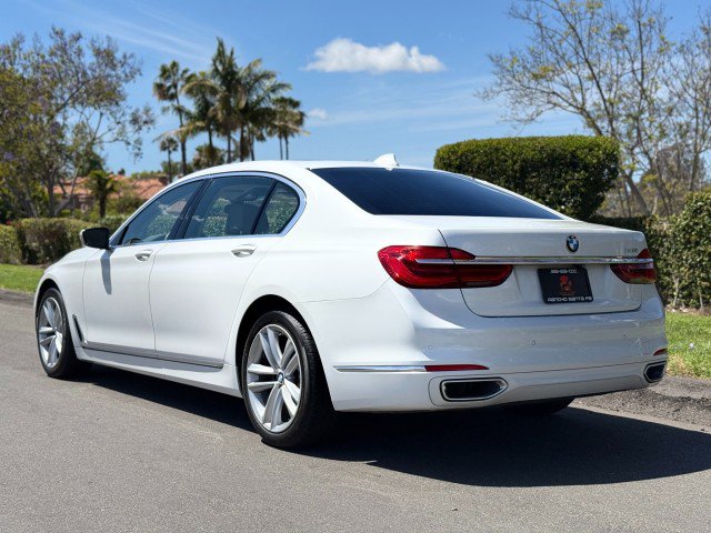Used 2018 BMW 750i RWD image 5