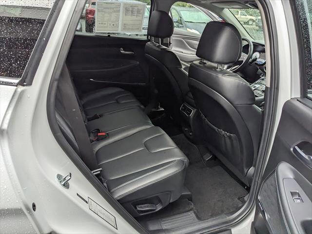 Used 2023 Hyundai Santa Fe SEL w/ Premium Package image 17