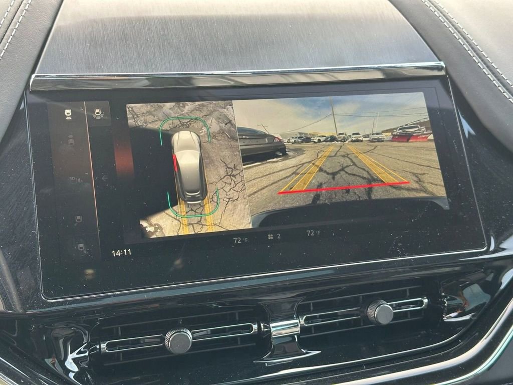 New 2026 Aston Martin DBX 707 image 23