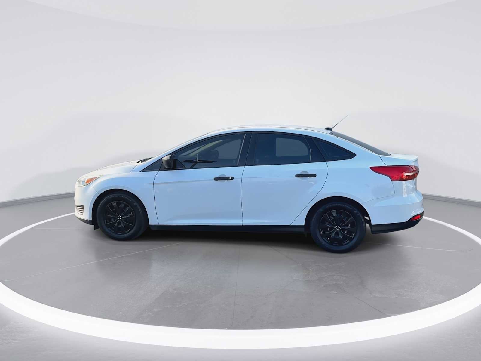 Used 2017 Ford Focus S image 5