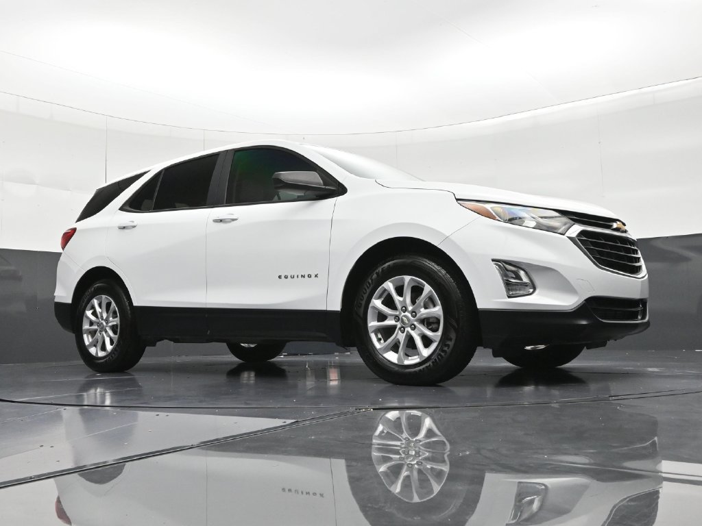 Used 2020 Chevrolet Equinox LS FWD image 29