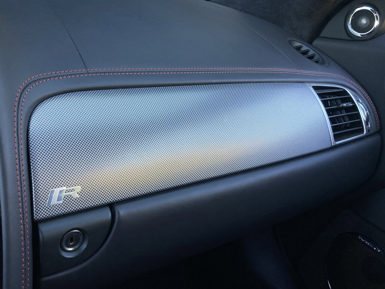 Used 2014 Jaguar XKR R image 28