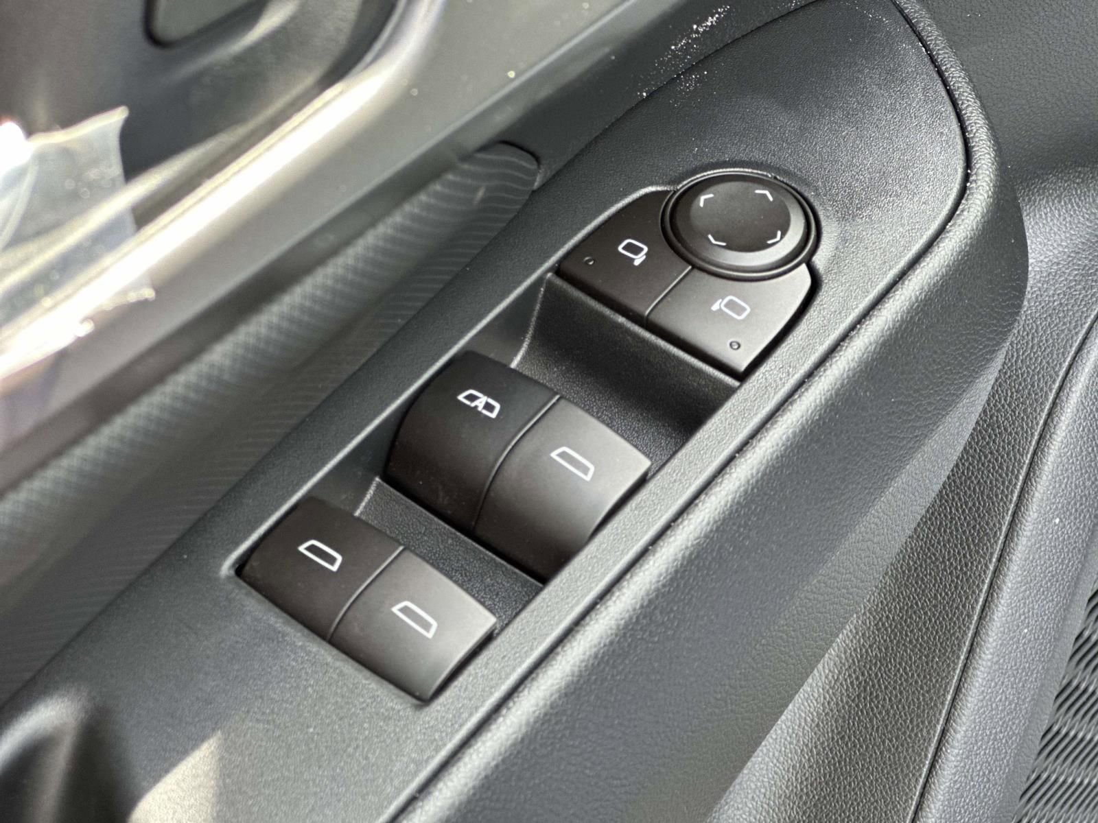 New 2026 Chevrolet Equinox EV RS image 19