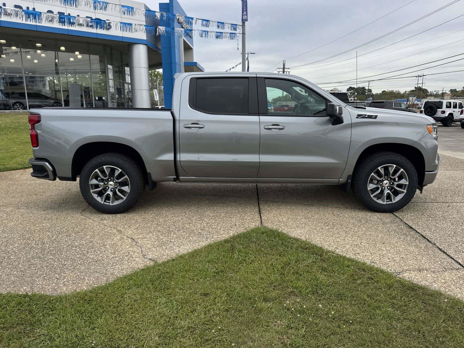 New 2026 Chevrolet Silverado 1500 RST AWD/4WD image 6