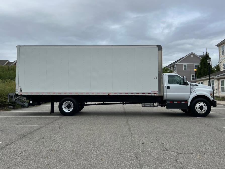 Used 2019 Ford F750 2WD Regular Cab Super Duty image 10
